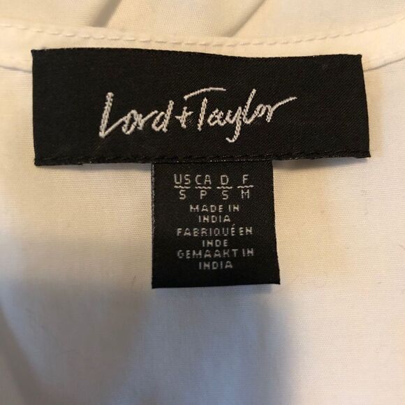 NWT! Lord & Taylor v neck blouse - Picture 3 of 12